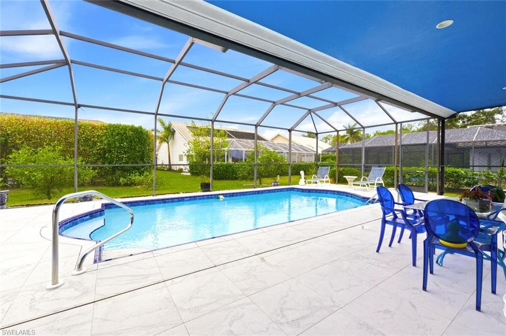 209 Countryside DR, NAPLES FL 34104-29