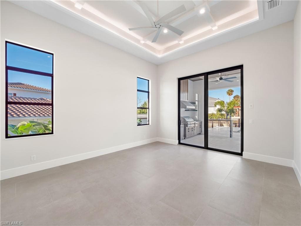 111 Montrose DR, FORT MYERS FL 33919-30