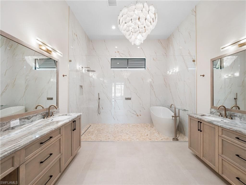 111 Montrose DR, FORT MYERS FL 33919-13