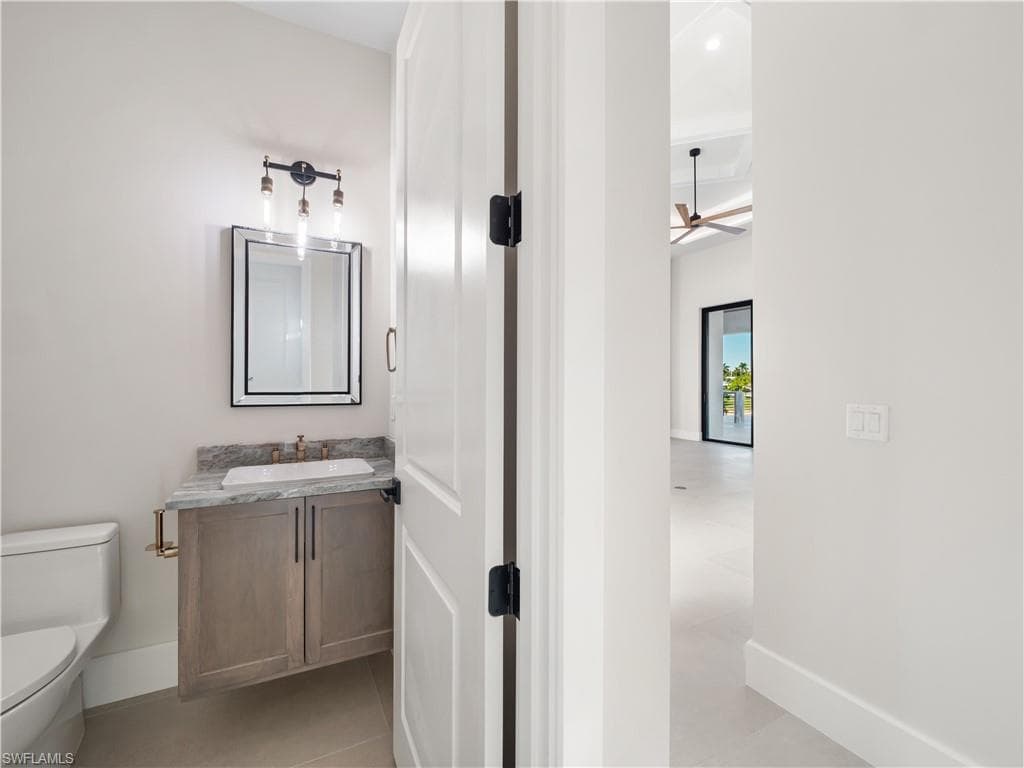 111 Montrose DR, FORT MYERS FL 33919-37