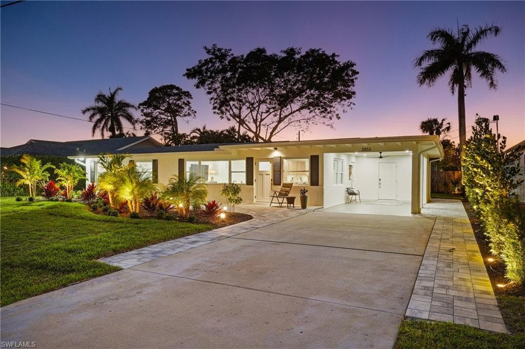 2855 10th ST N, NAPLES FL 34103-1