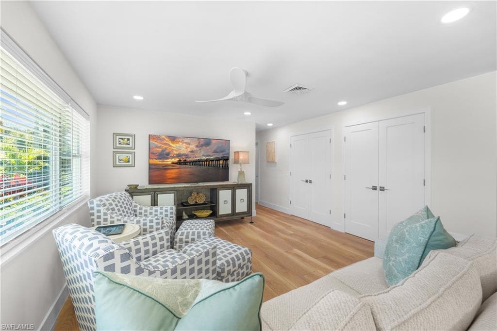 2855 10th ST N, NAPLES FL 34103-10