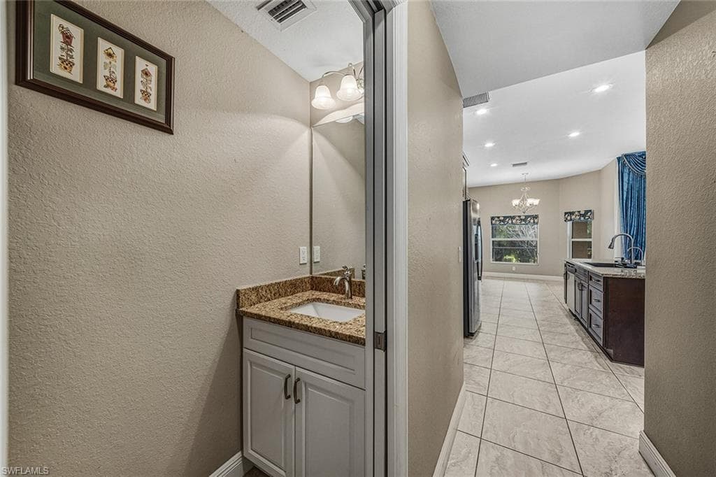 11210 Rabun Gap DR, NORTH FORT MYERS FL 33917-31