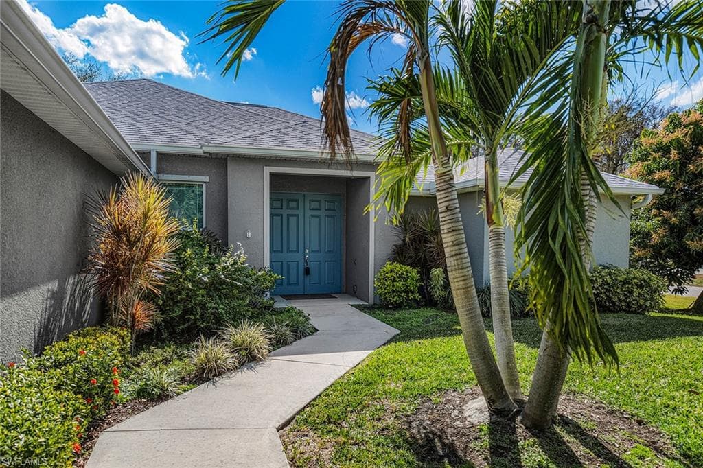 11210 Rabun Gap DR, NORTH FORT MYERS FL 33917-27