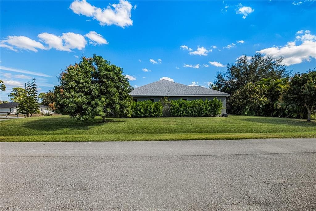 11210 Rabun Gap DR, NORTH FORT MYERS FL 33917-44