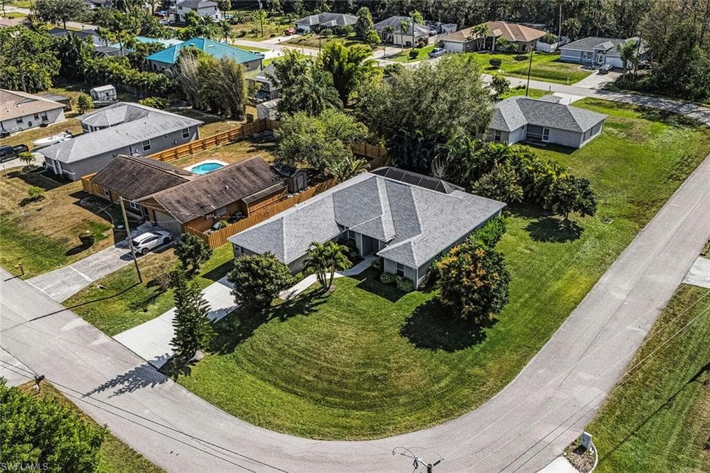 11210 Rabun Gap DR, NORTH FORT MYERS FL 33917-3