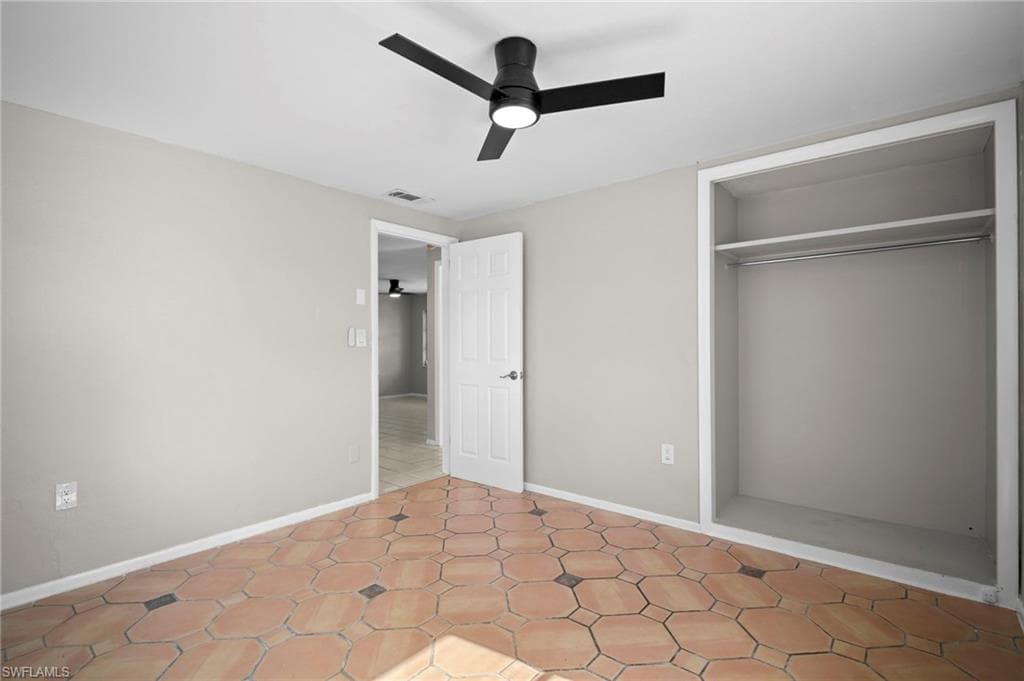 4244 Ellen AVE, FORT MYERS FL 33901-22