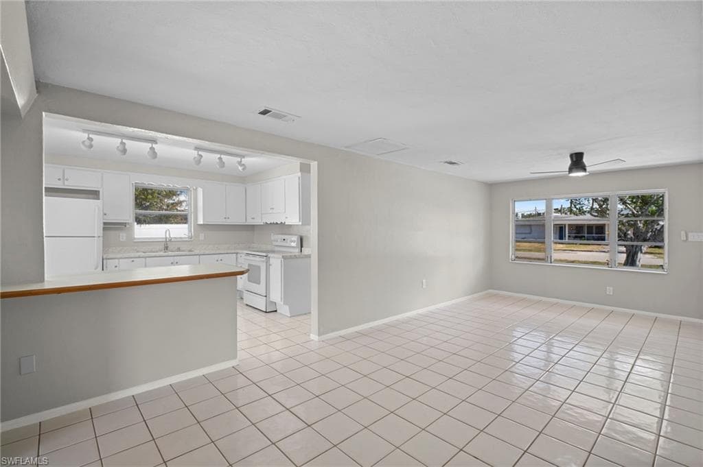 4244 Ellen AVE, FORT MYERS FL 33901-12