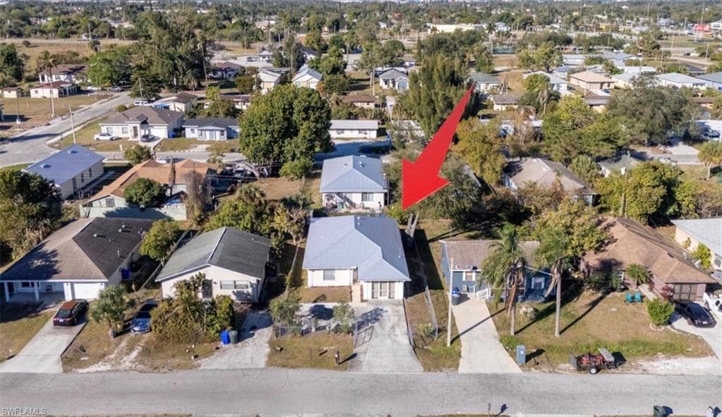 2172 Simon CT, FORT MYERS FL 33916-26