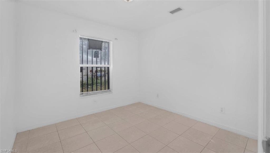 2172 Simon CT, FORT MYERS FL 33916-20