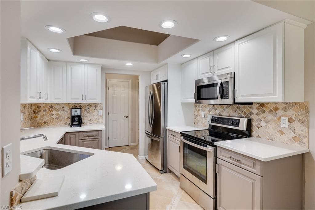 28036 Cavendish CT # 5604, BONITA SPRINGS FL 34135-1