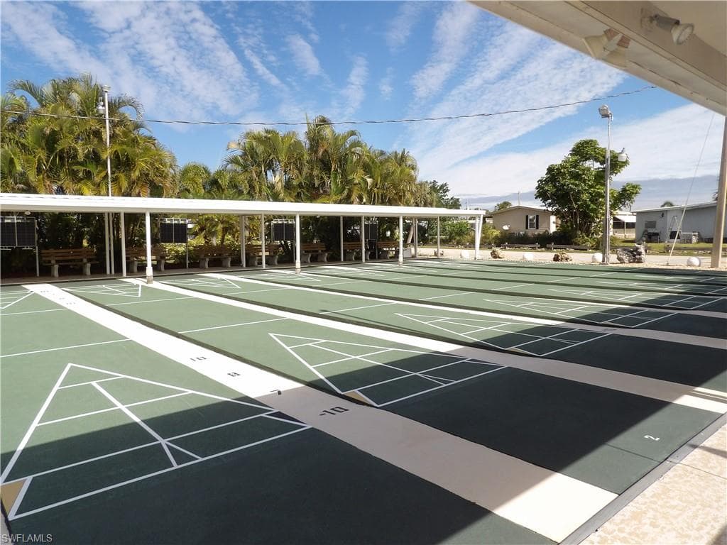 239 Shrub LN N, NORTH FORT MYERS FL 33917-15