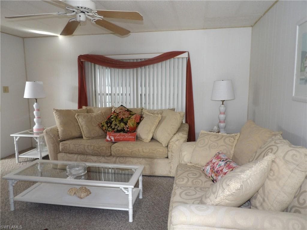 239 Shrub LN N, NORTH FORT MYERS FL 33917-3