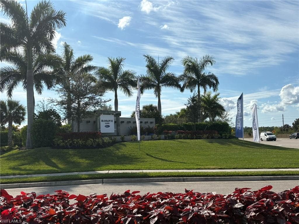 10287 Bonavie Cove DR, FORT MYERS FL 33966-26