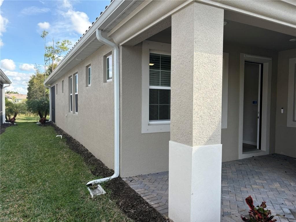 10287 Bonavie Cove DR, FORT MYERS FL 33966-19