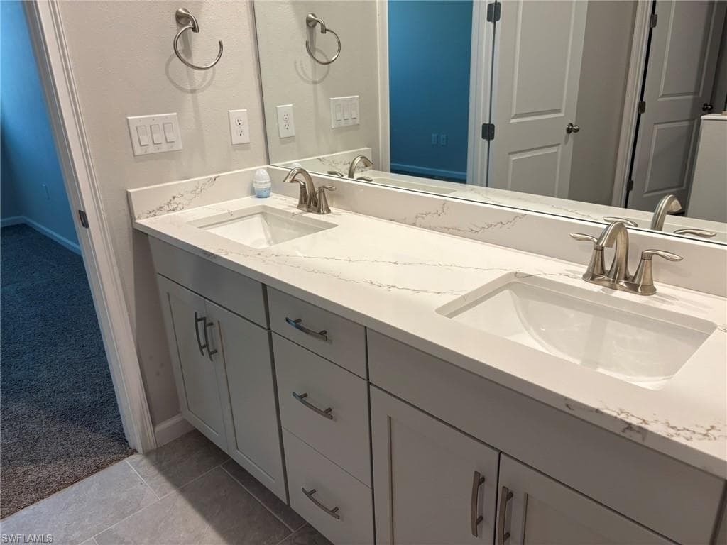 10287 Bonavie Cove DR, FORT MYERS FL 33966-10