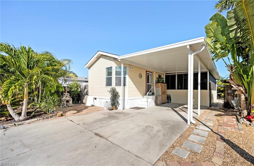 12930 Rebecca ST, FORT MYERS FL 33908-26