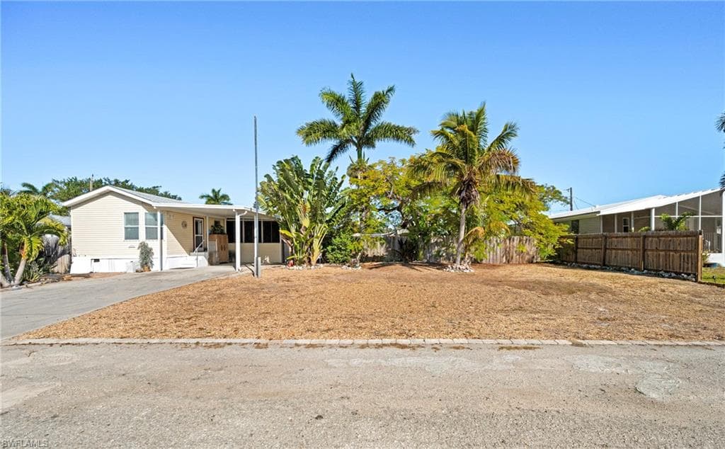 12930 Rebecca ST, FORT MYERS FL 33908-32