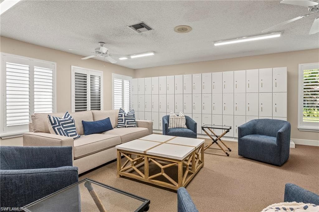 1055 Forest Lakes DR # E209, NAPLES FL 34105-24
