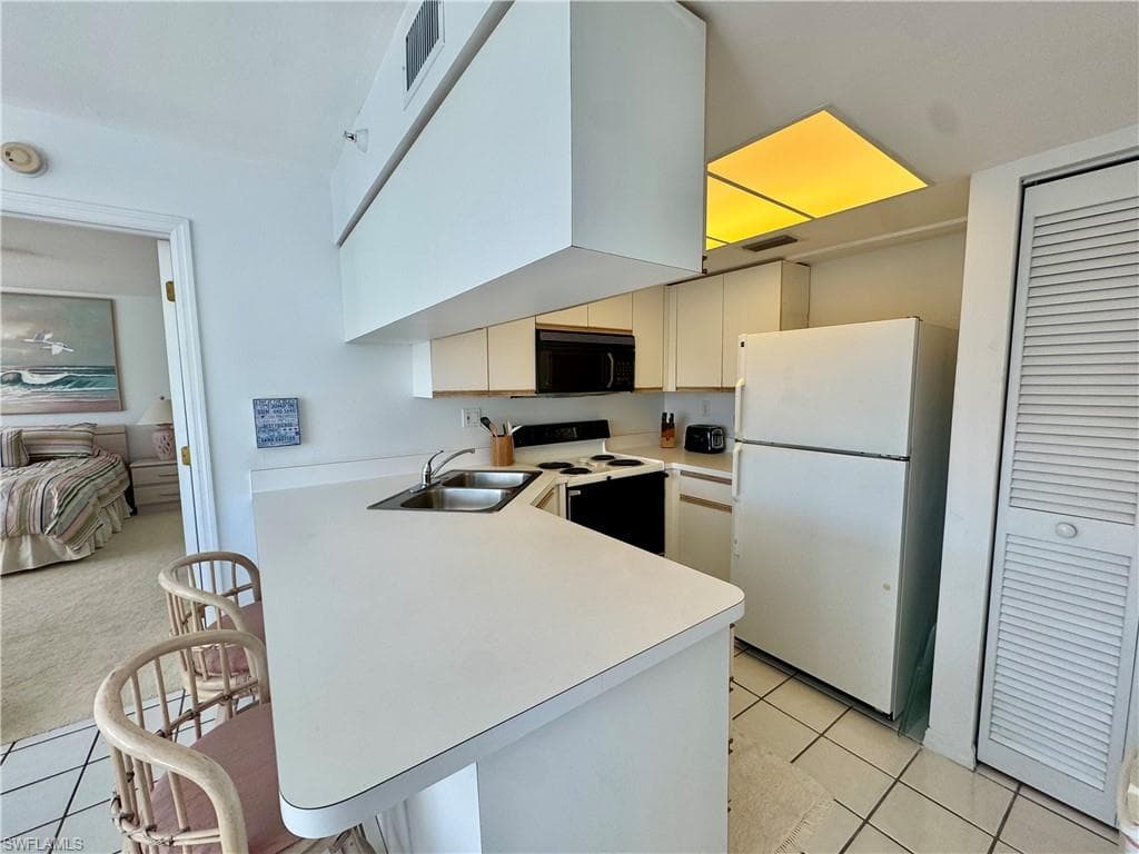 7390 Estero BLVD # 403, FORT MYERS BEACH FL 33931-16