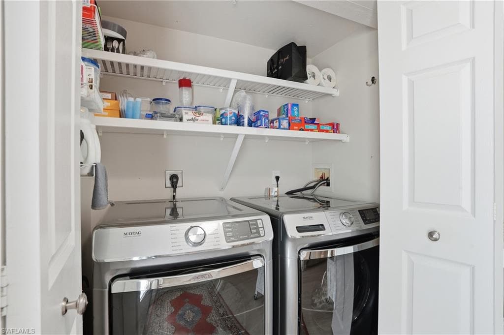 4945 Cougar CT S # 4, NAPLES FL 34109-29