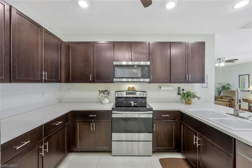 2036 Pigeon Plum WAY, NORTH FORT MYERS FL 33917-7