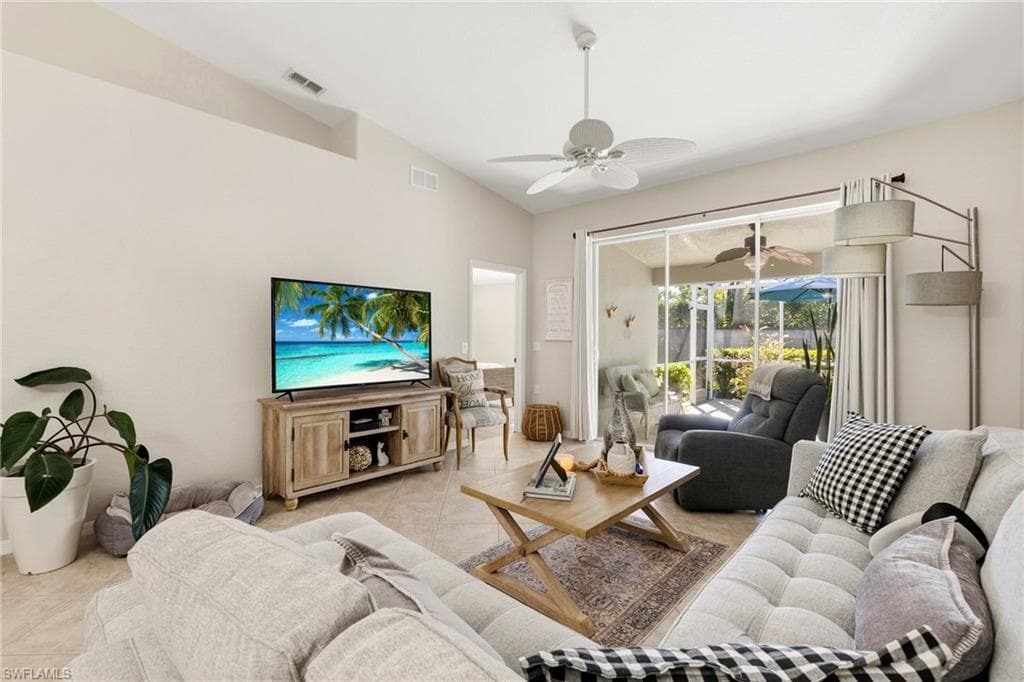 6242 Mandalay CIR # 55, NAPLES FL 34112-6