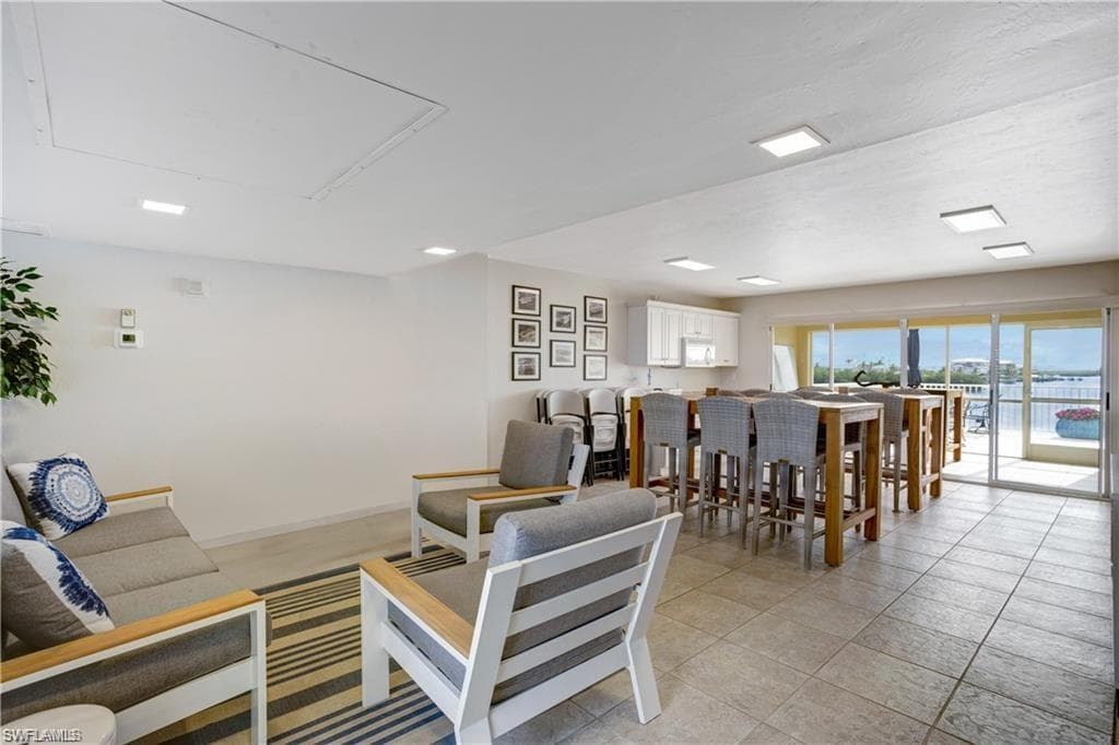 4895 Bonita Beach RD # 302, BONITA SPRINGS FL 34134-27