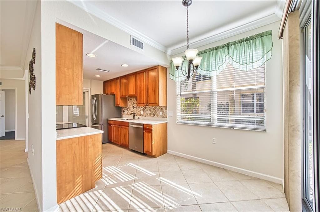 3071 Meandering WAY # 101, FORT MYERS FL 33905-17