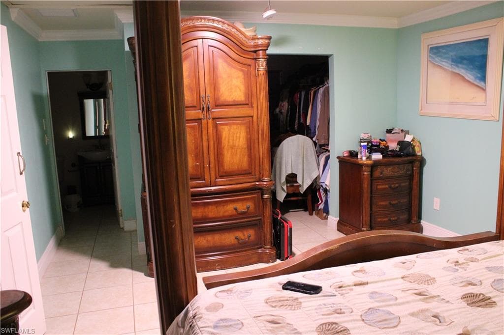 679 Canal DR, NORTH FORT MYERS FL 33903-19