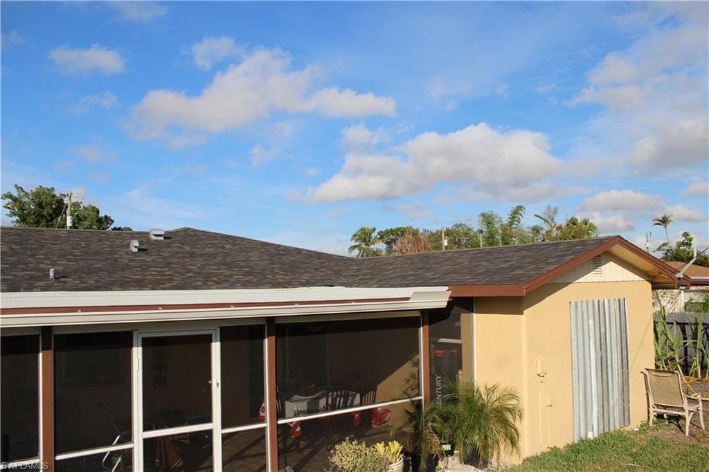 679 Canal DR, NORTH FORT MYERS FL 33903-9