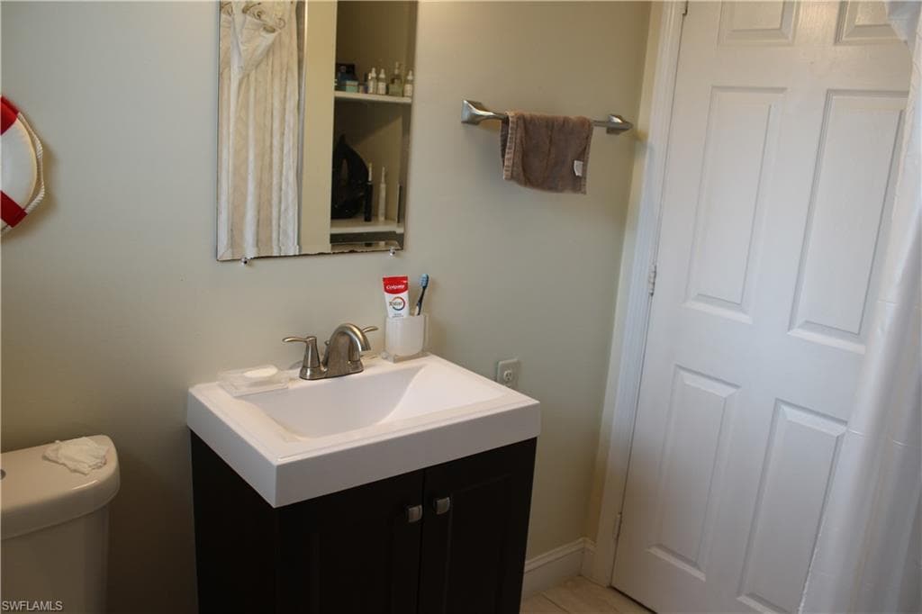 679 Canal DR, NORTH FORT MYERS FL 33903-30