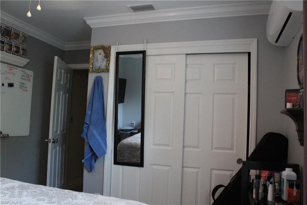 679 Canal DR, NORTH FORT MYERS FL 33903-28
