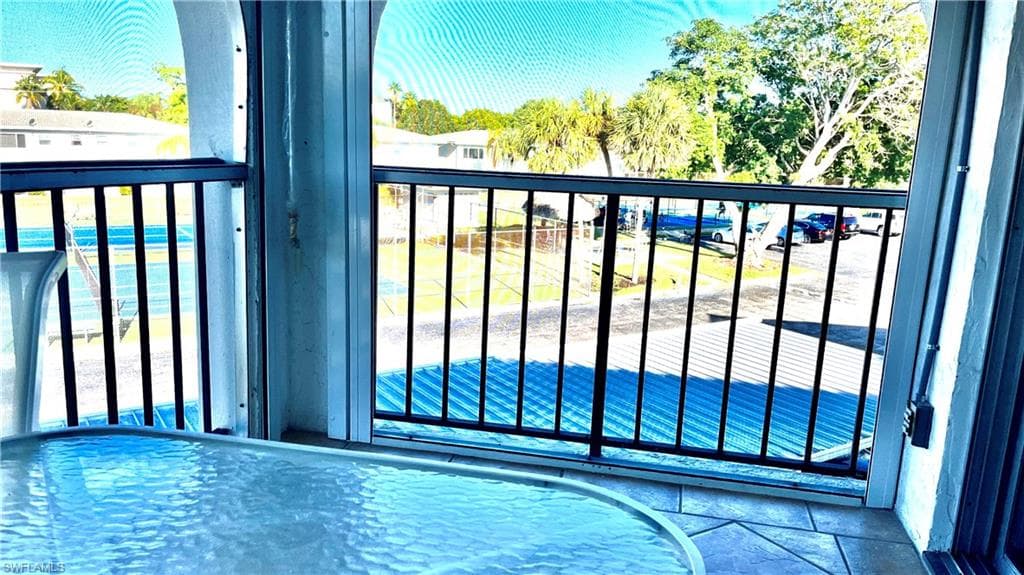 High Point Cir High Point CIR W # 304, NAPLES FL 34103-8
