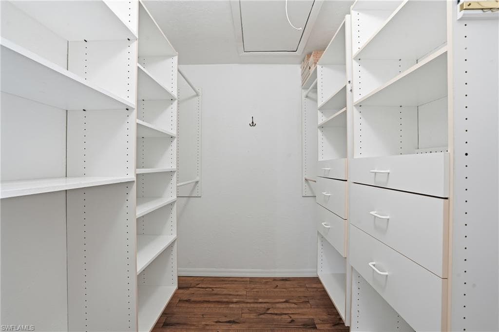 5964 Baker CT, FORT MYERS FL 33919-28