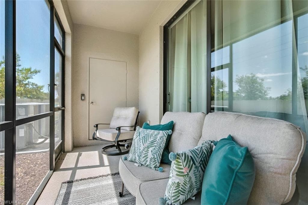 14195 Pine Lodge LN, FORT MYERS FL 33913-22