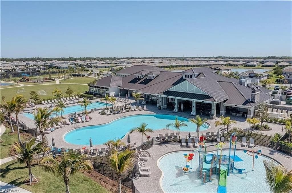 14195 Pine Lodge LN, FORT MYERS FL 33913-26