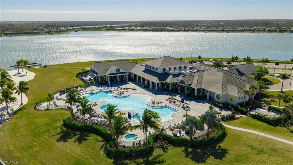 18540 Wildblue BLVD, FORT MYERS FL 33913-39