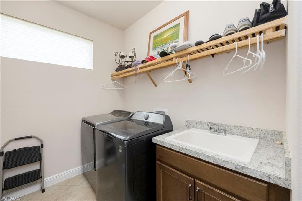 23141 Sanabria LOOP, BONITA SPRINGS FL 34135-18