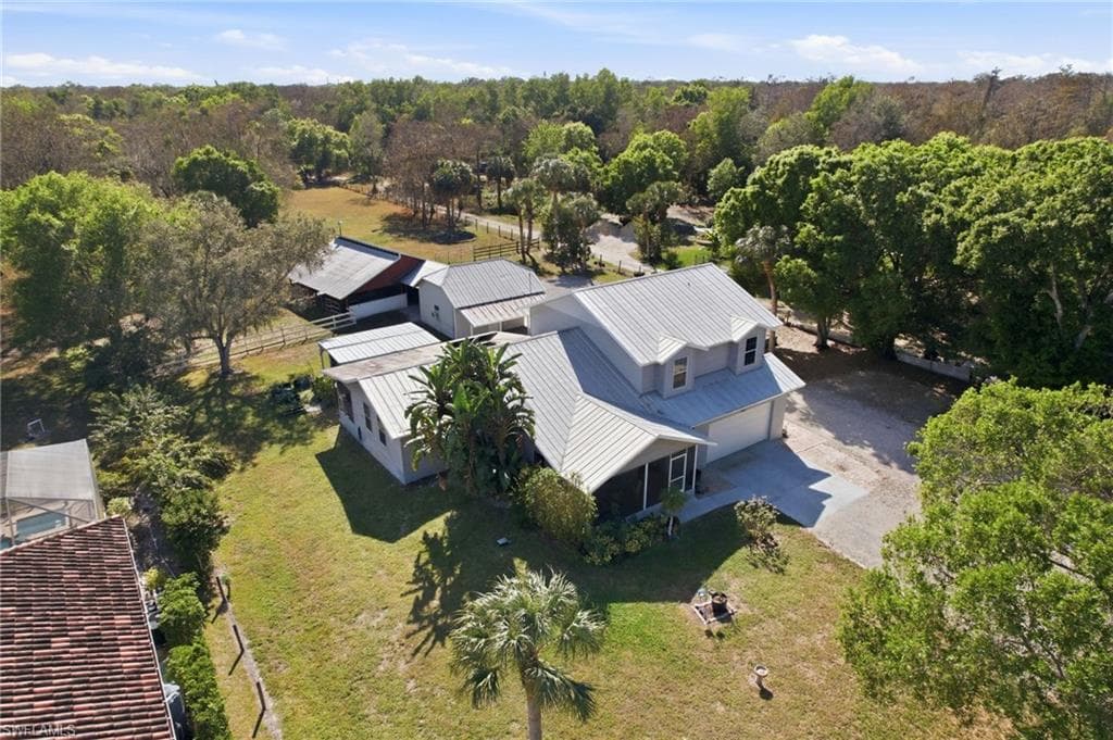 5860 Dogwood WAY, NAPLES FL 34116-1