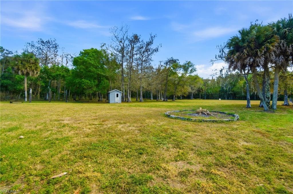 5860 Dogwood WAY, NAPLES FL 34116-16