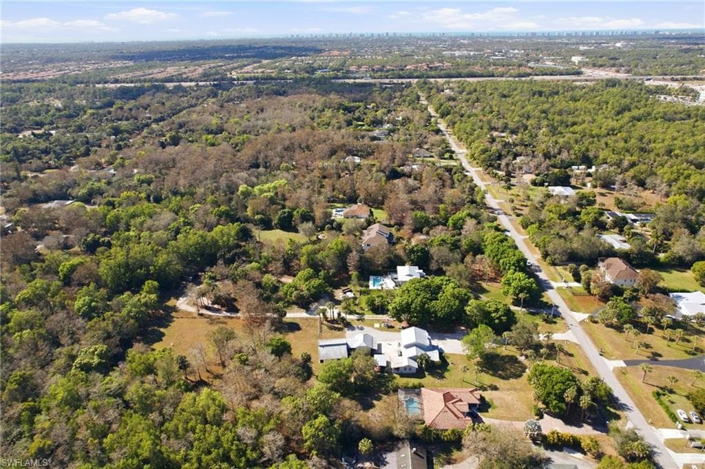 5860 Dogwood WAY, NAPLES FL 34116-33