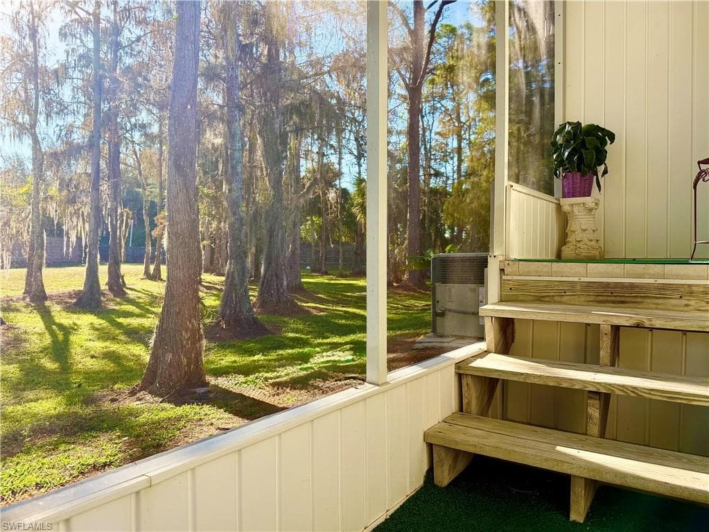91 Vanda Sanctuary # 91, NAPLES FL 34114-5