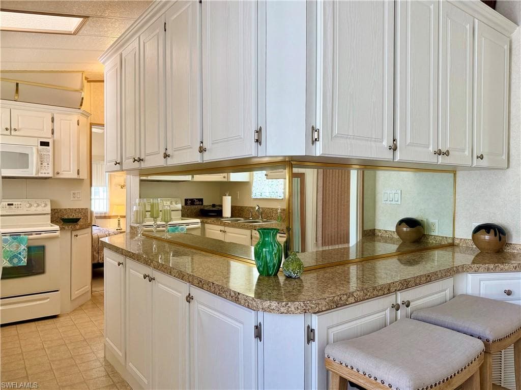 91 Vanda Sanctuary # 91, NAPLES FL 34114-16