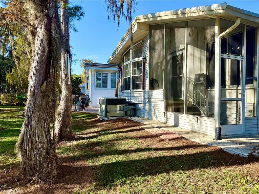 91 Vanda Sanctuary # 91, NAPLES FL 34114-2