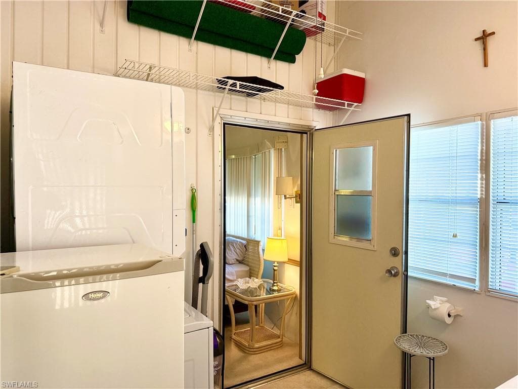 91 Vanda Sanctuary # 91, NAPLES FL 34114-28