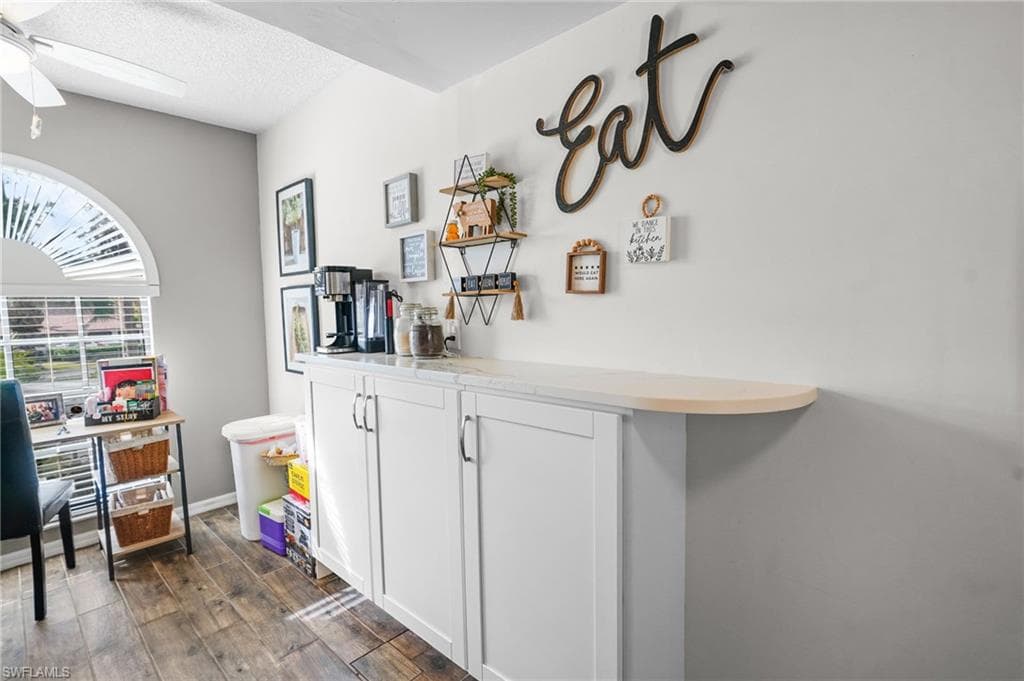 601 Augusta BLVD # 10, NAPLES FL 34113-9