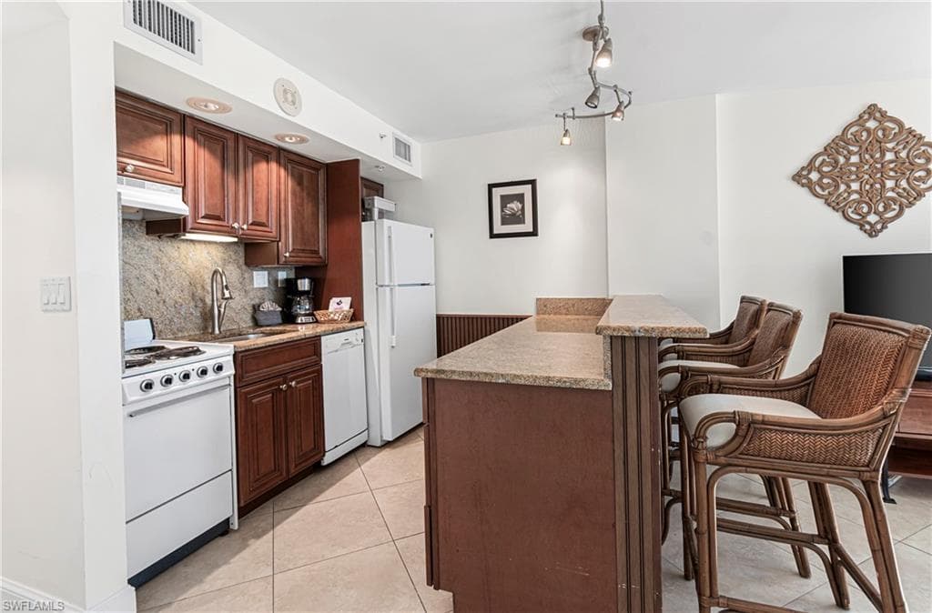 8771 Estero BLVD # 907, BONITA SPRINGS FL 33931-6