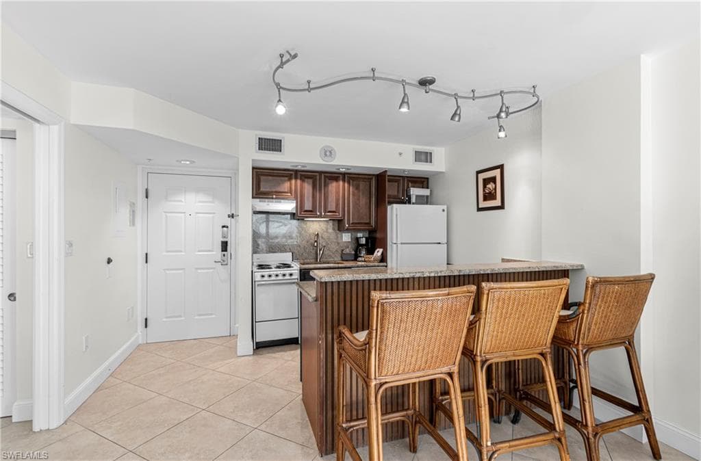 8771 Estero BLVD # 907, BONITA SPRINGS FL 33931-4