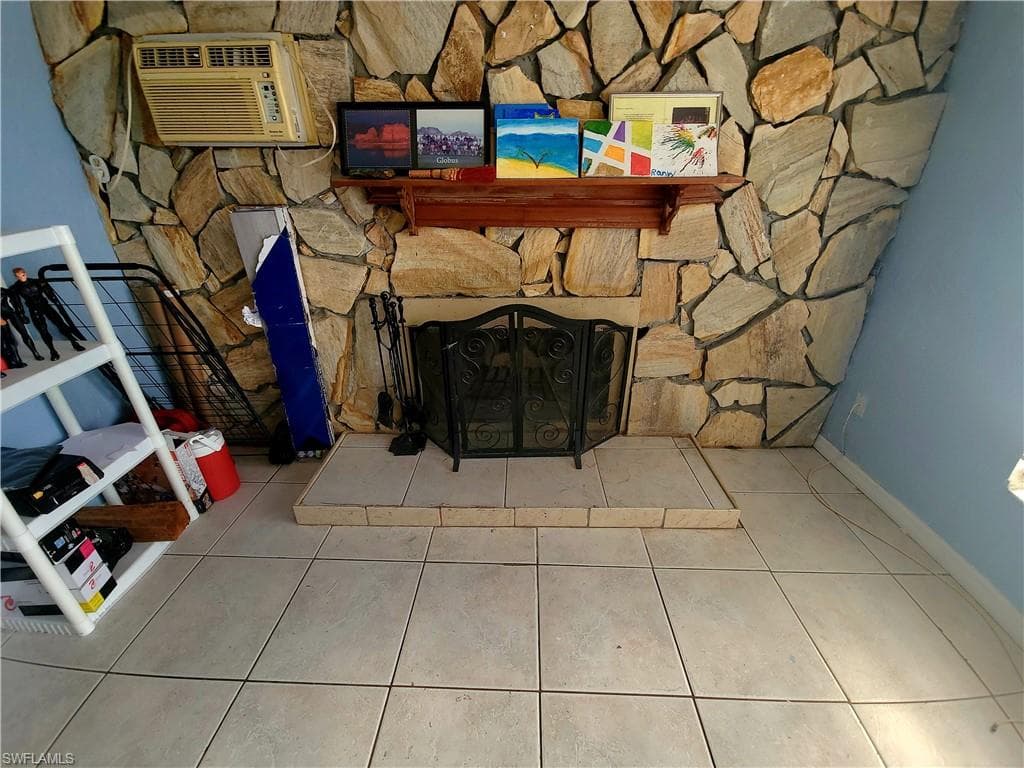 340 Inwood AVE S, LEHIGH ACRES FL 33936-20